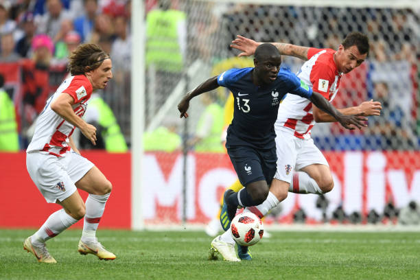 埃尔马斯与 埃尔马斯与